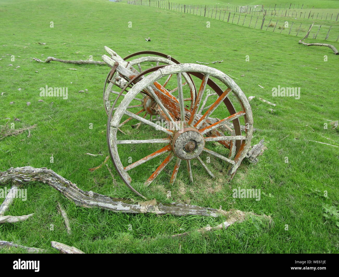 Broken cart hires stock photography and images Alamy
