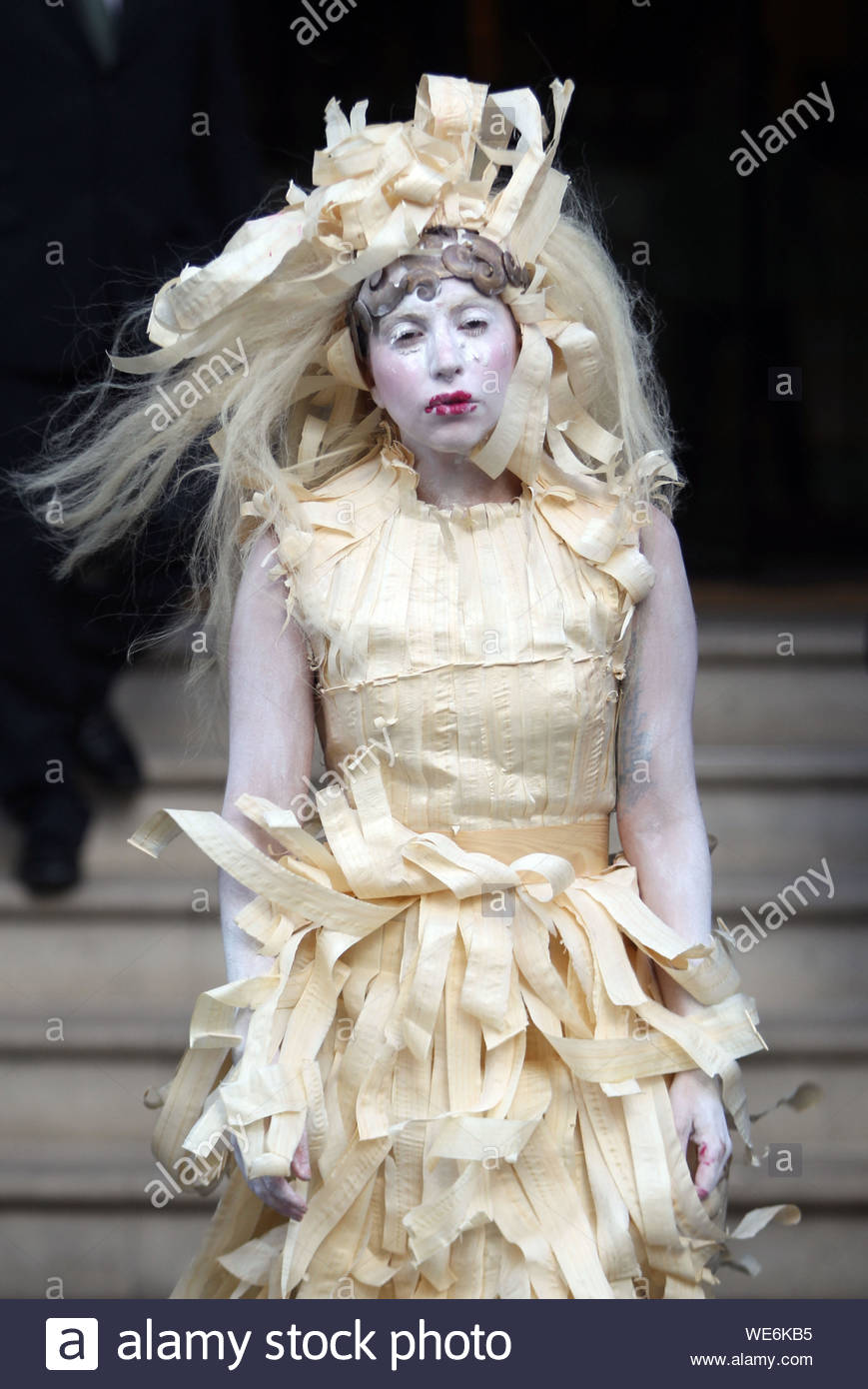 London Uk Lady Gaga Leaving Her London Hotel In Yet Another