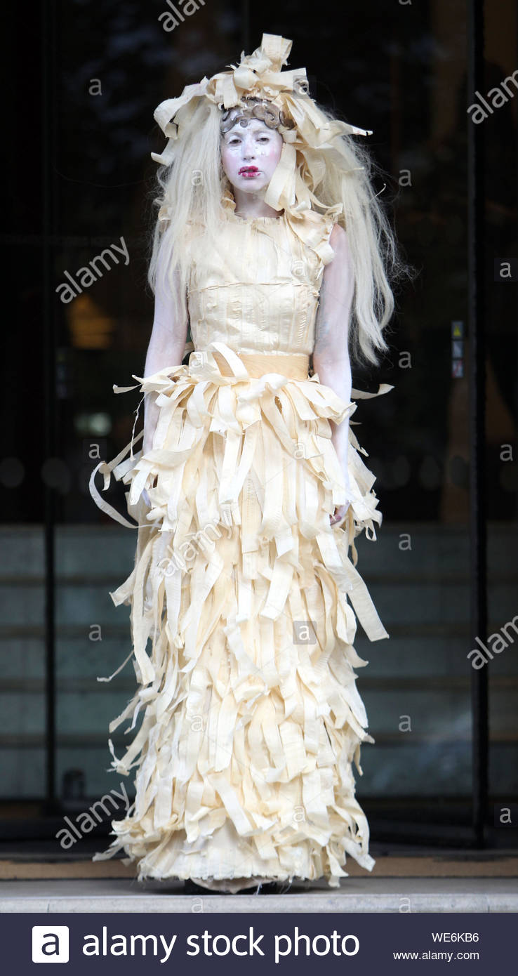 lady gaga white outfit