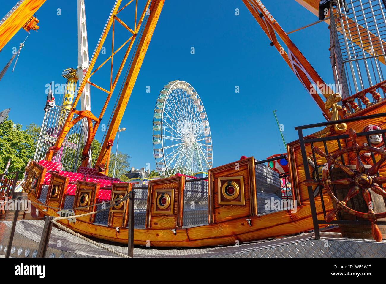 France Meurthe et Moselle Nancy Grande Roue Ferris Wheel of the Foire Attractive de Nancy Nancy attractive feast in Cours Leopold Stock Photo Alamy