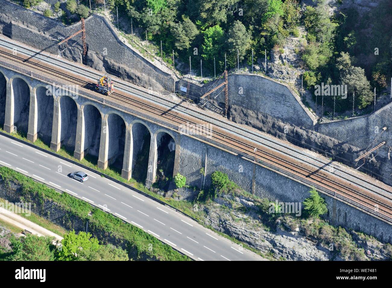 France, Lot, Bas Quercy, Mercues, railway river and road (aerial view) Stock Photo