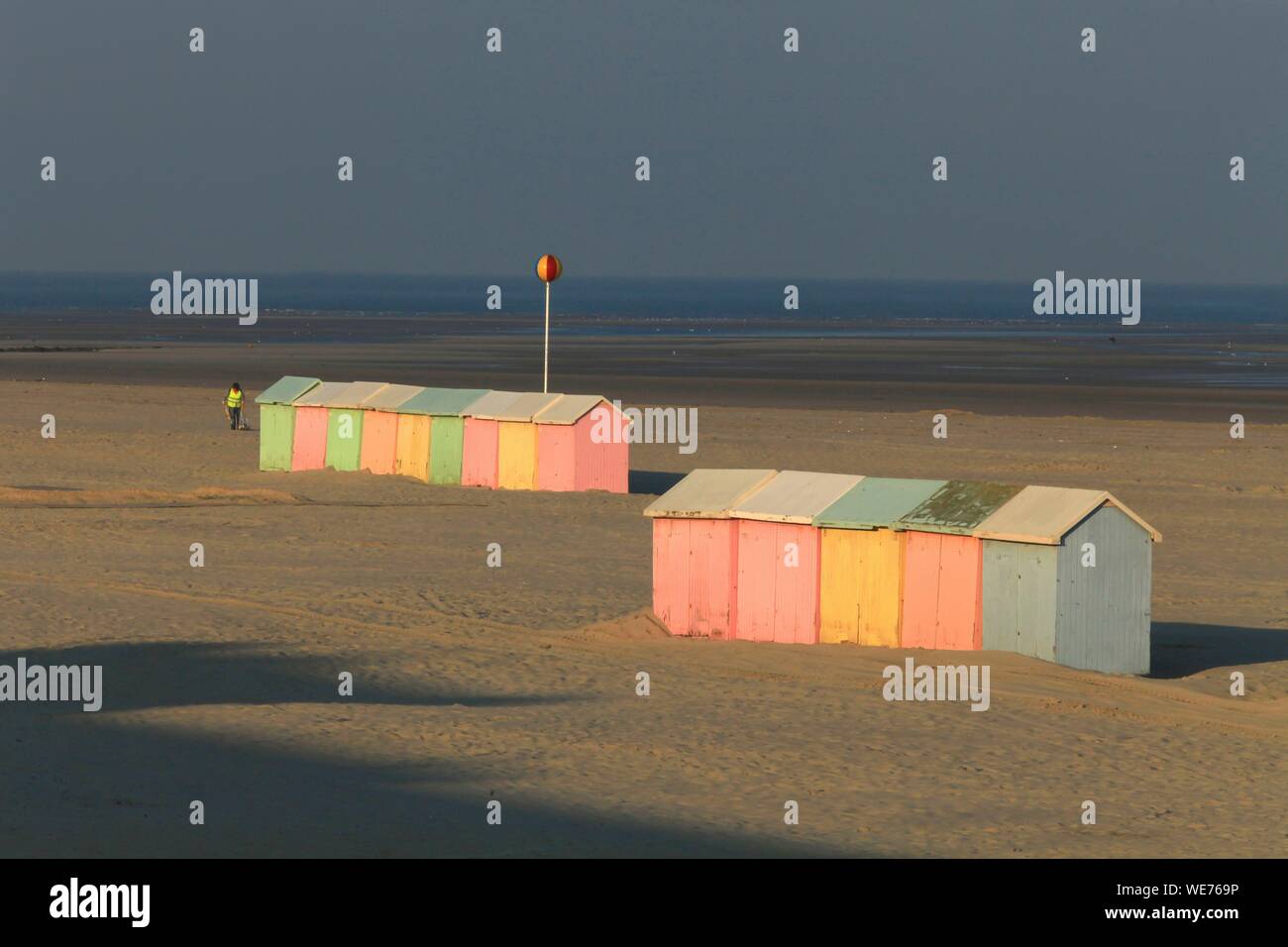 France, Pas de Calais, Berck sur Mer, Opal Coast, cabins on the beach of Berck sur Mer in the morning Stock Photo