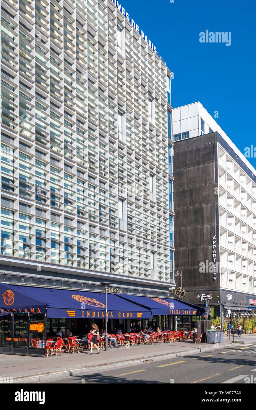 France, Paris, along the GR® Paris 2024, metropolitan long-distance hiking trail created in support of Paris bid for the 2024 Olympic Games, Paris Rive Gauche district, France avenue Stock Photo