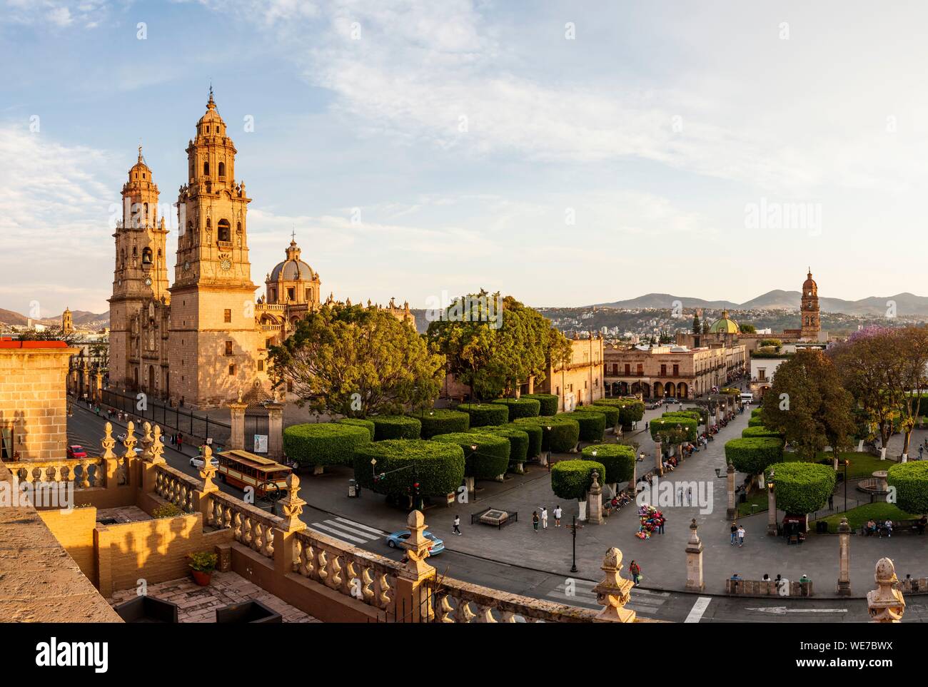 Street scene morelia hi res stock photography and images Alamy