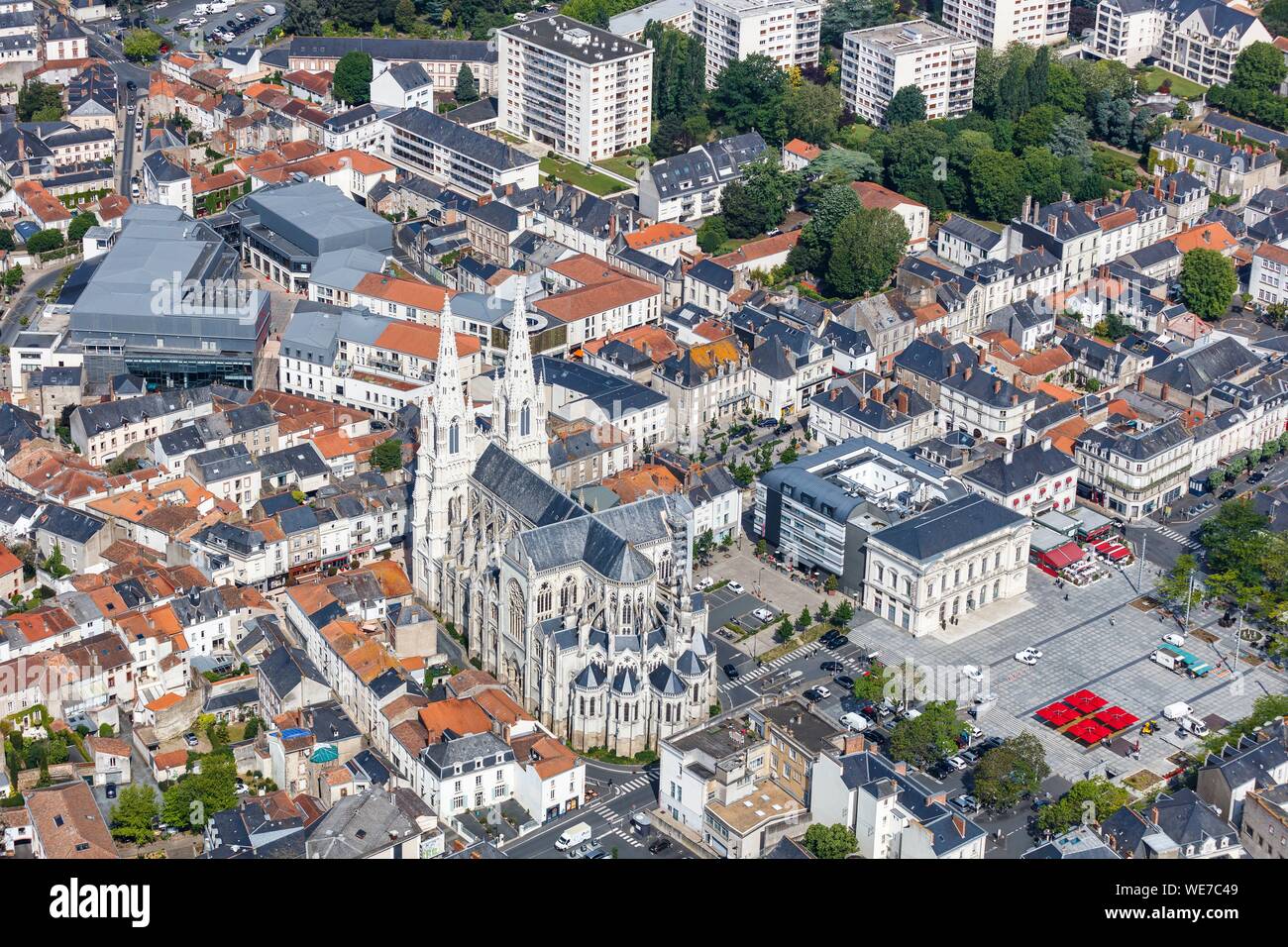 France, Maine et Loire, Cholet, Notre Dame church and the center of the town (aerial view) Stock Photo