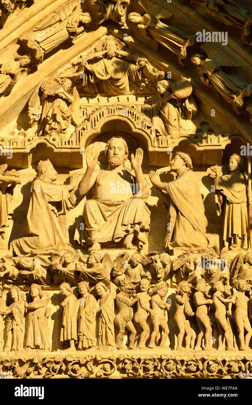 France, Somme, Amiens, Notre-Dame cathedral, jewel of the Gothic art, listed as World Heritage by UNESCO, central portal of the western facade, the Last Judgment Stock Photo