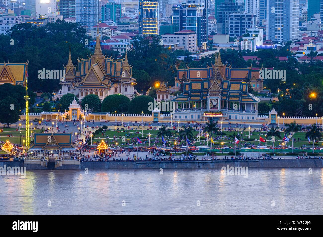 Cambodia, Phnom Penh, Sisowath riverline, Bassac river and walk about in front of Royal Palace Stock Photo