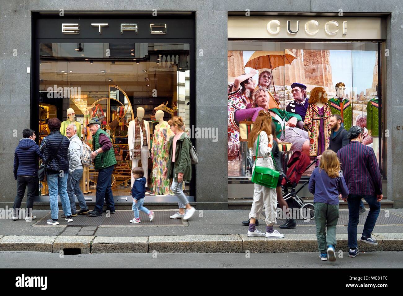 Italy, Lombardy, Milan, Fashion Quadrilateral (Quadrilatero della moda), luxury boutique Gucci via Monte Napoleone Stock Photo