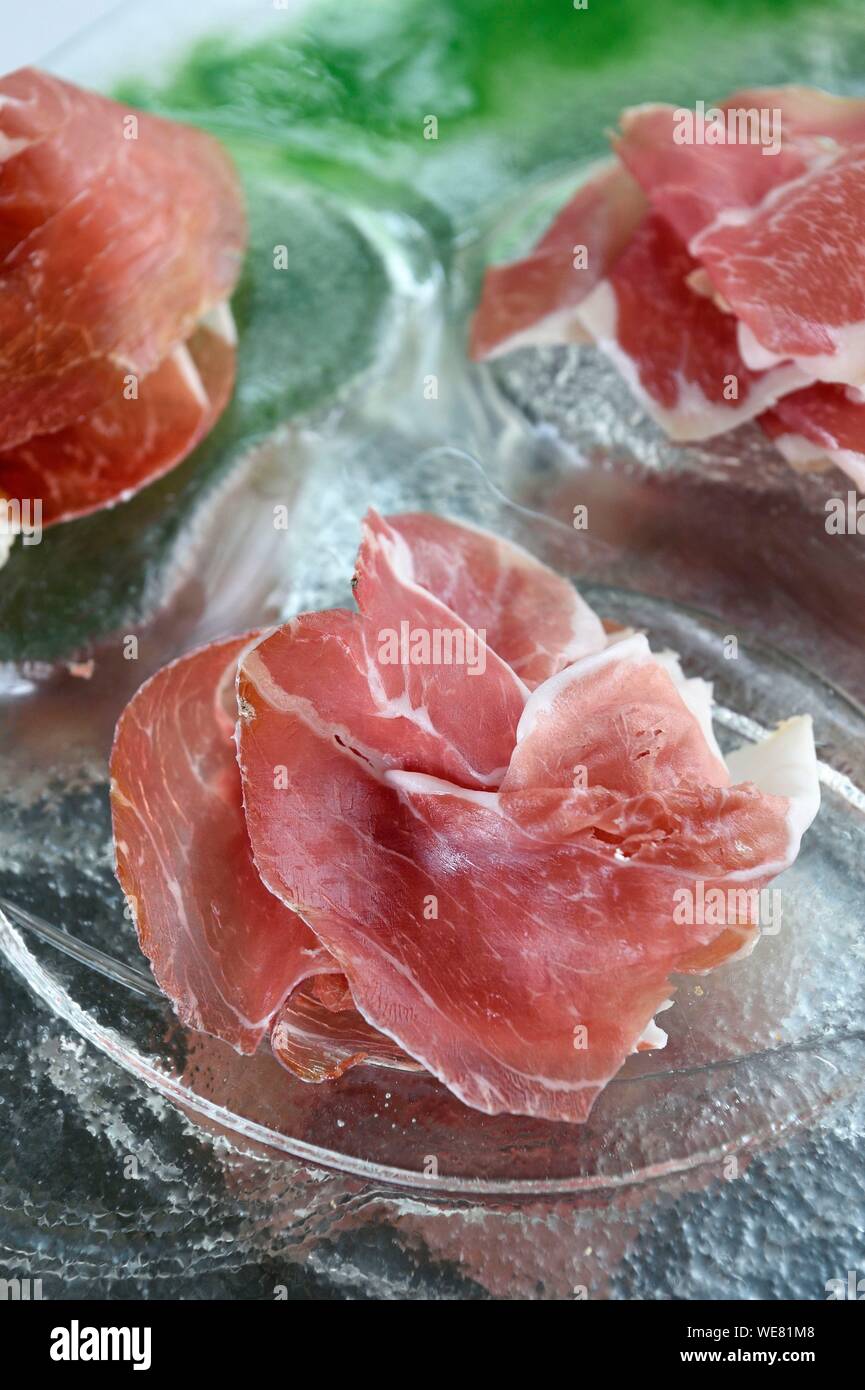 Italy, Emilia Romagna, Polesine Zibello near Parma, Antica Corte Pallavicina, culatello, traditional ham of Parma Stock Photo