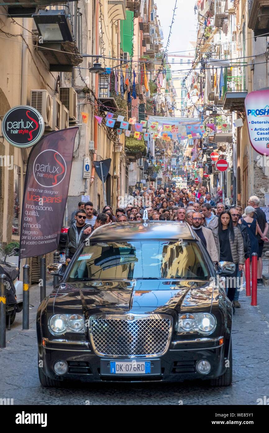 Italy, Campania, Naples, historical centre listed as World Heritage by UNESCO, Via Sergente Maggiore, funeral procession Stock Photo