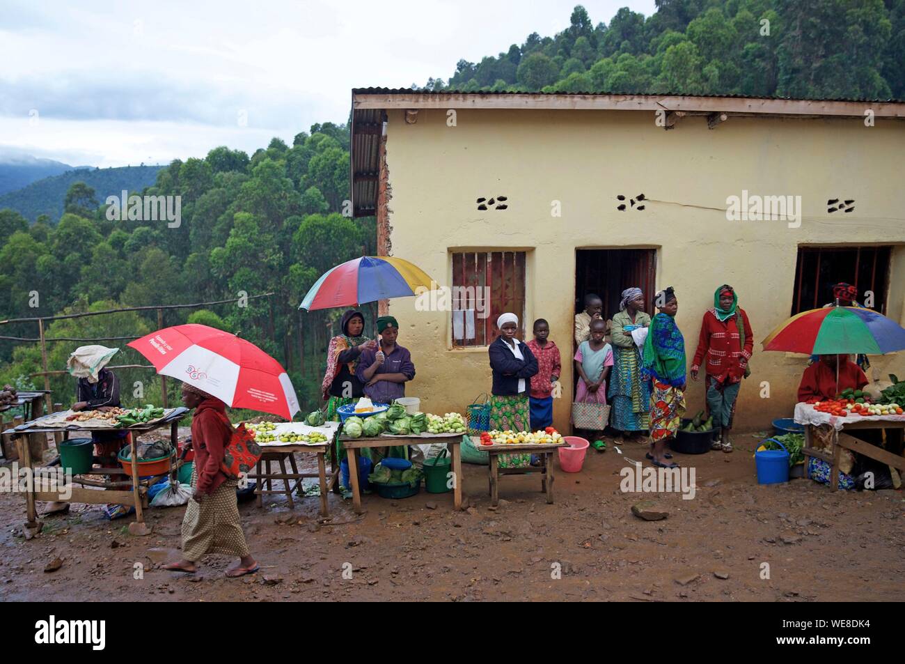 Vegetables In Rwanda Sellers fruits vegetables eastern market hi-res stock photography and ...