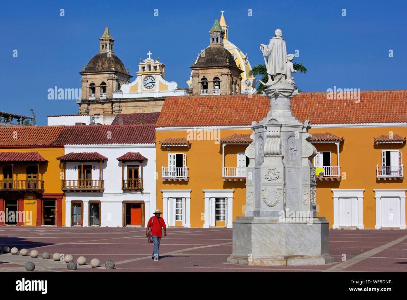 Colombia, Bolivar Department, Cartagena, listed as World heritage by UNESCO, colonial facades of the Plaza de San Pedro Claver Stock Photo