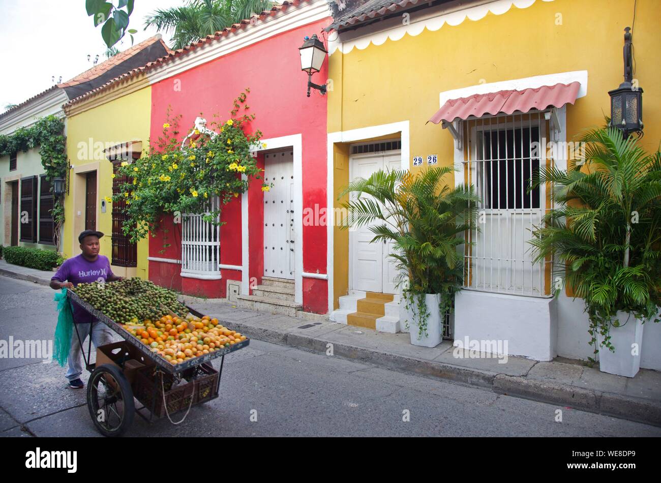 Colombia, Bolivar Department, Cartagena, listed as World heritage by UNESCO, Getsemani district, street vendor Stock Photo