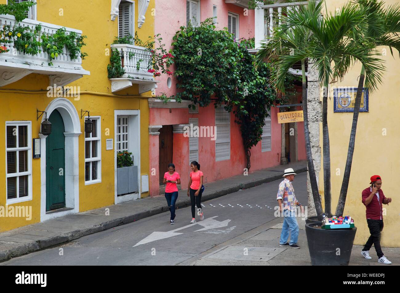 Colombia, Bolivar Department, Cartagena, listed as World heritage by UNESCO, street of the old colonial city Stock Photo