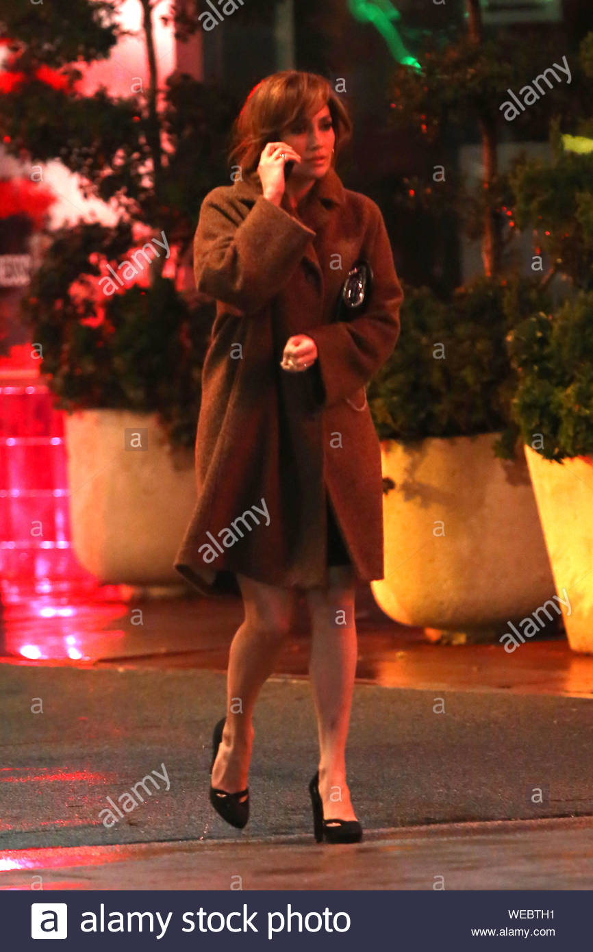 Los Angeles Ca Jennifer Lopez Continues Filming Scenes For Her