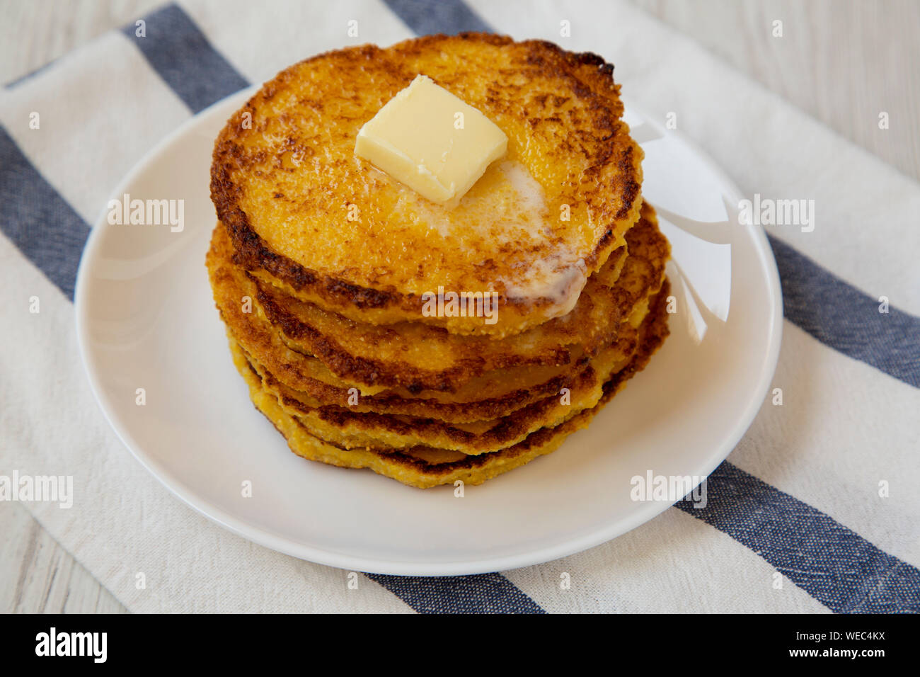 Cornmeal johnny cakes hires stock photography and images Alamy