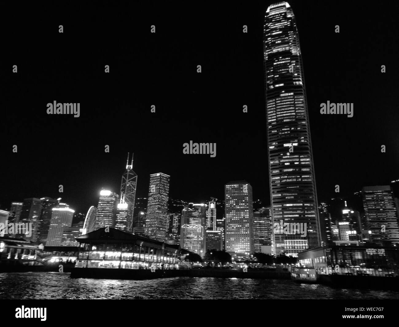 Skyscraper Black and White Stock Photos & Images - Alamy