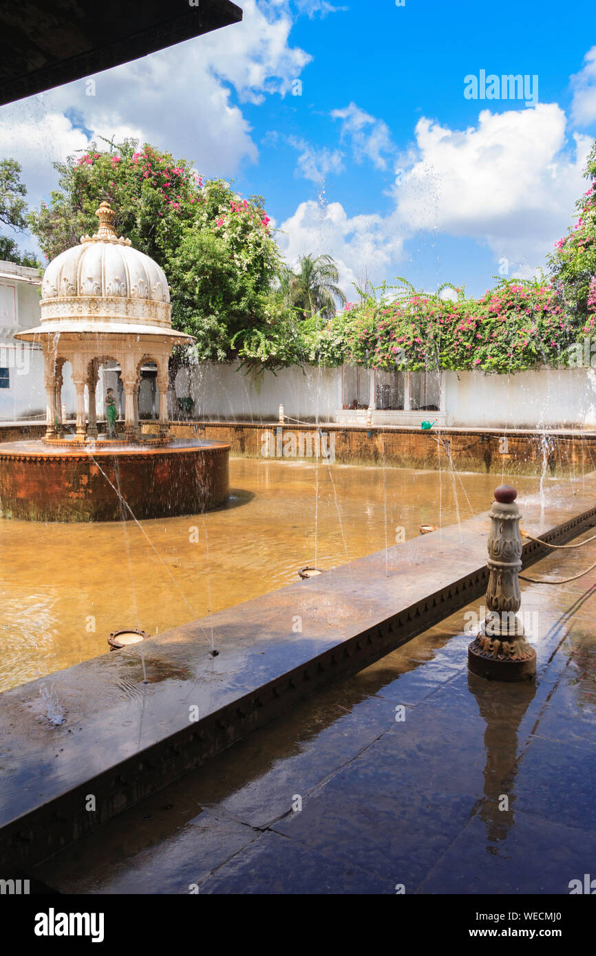 Udaipur,India,9,2007;beautiful gardens located in Udaipur called