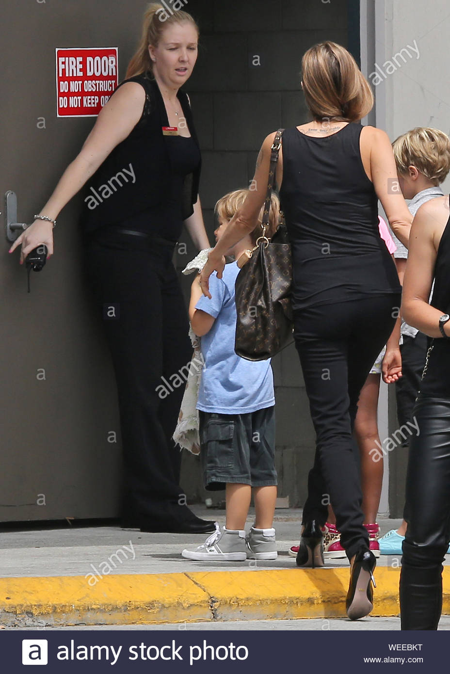 Sydney Australia Angelina Jolie And Brad Pitt Take Their Kids