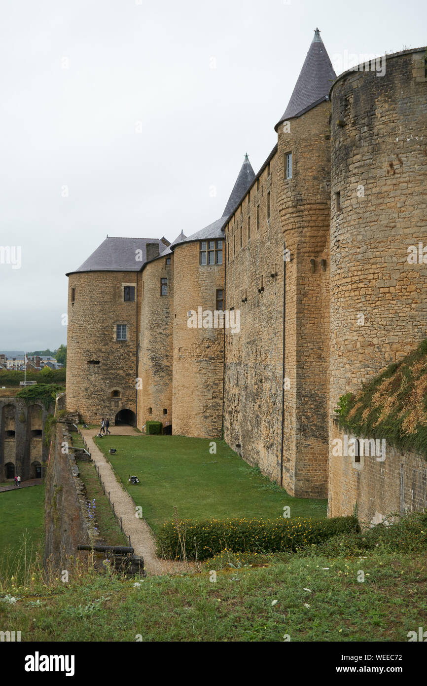 Chateau Fort De Sedan France Stock Photo Alamy