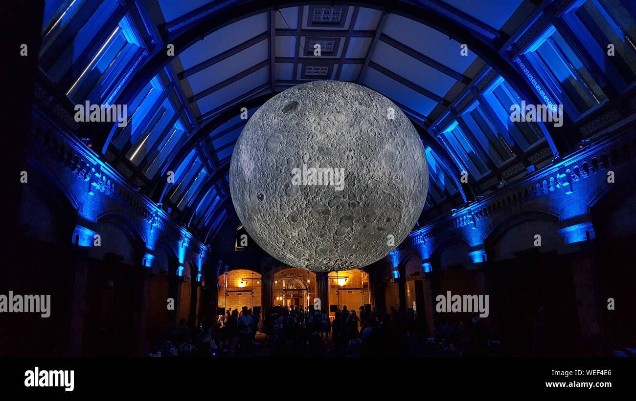 Moon model for the 50th anniversary of The first manned mission to land on the Moon, on 20 July 1969 -  Natural History Museum of London. . Seven metr Stock Photo