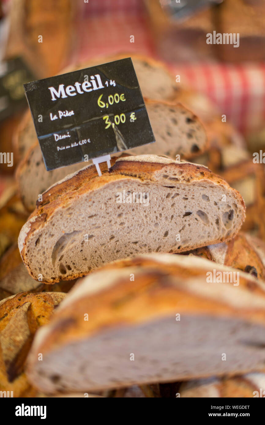 Closeup of bread in a bread shop in Paris, France Stock Photo Alamy