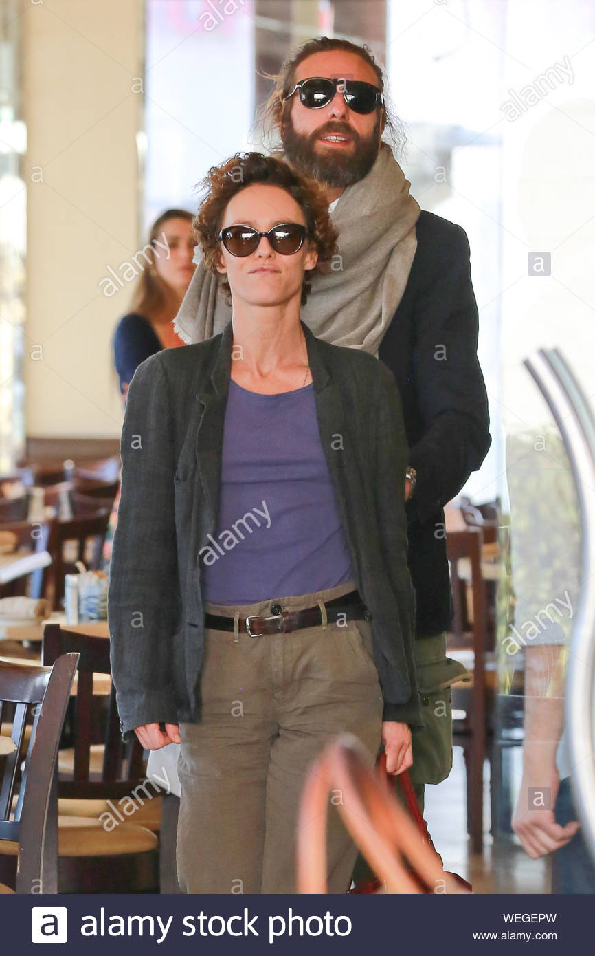 Los Angeles Ca French Star Vanessa Paradis And Her Close Friend