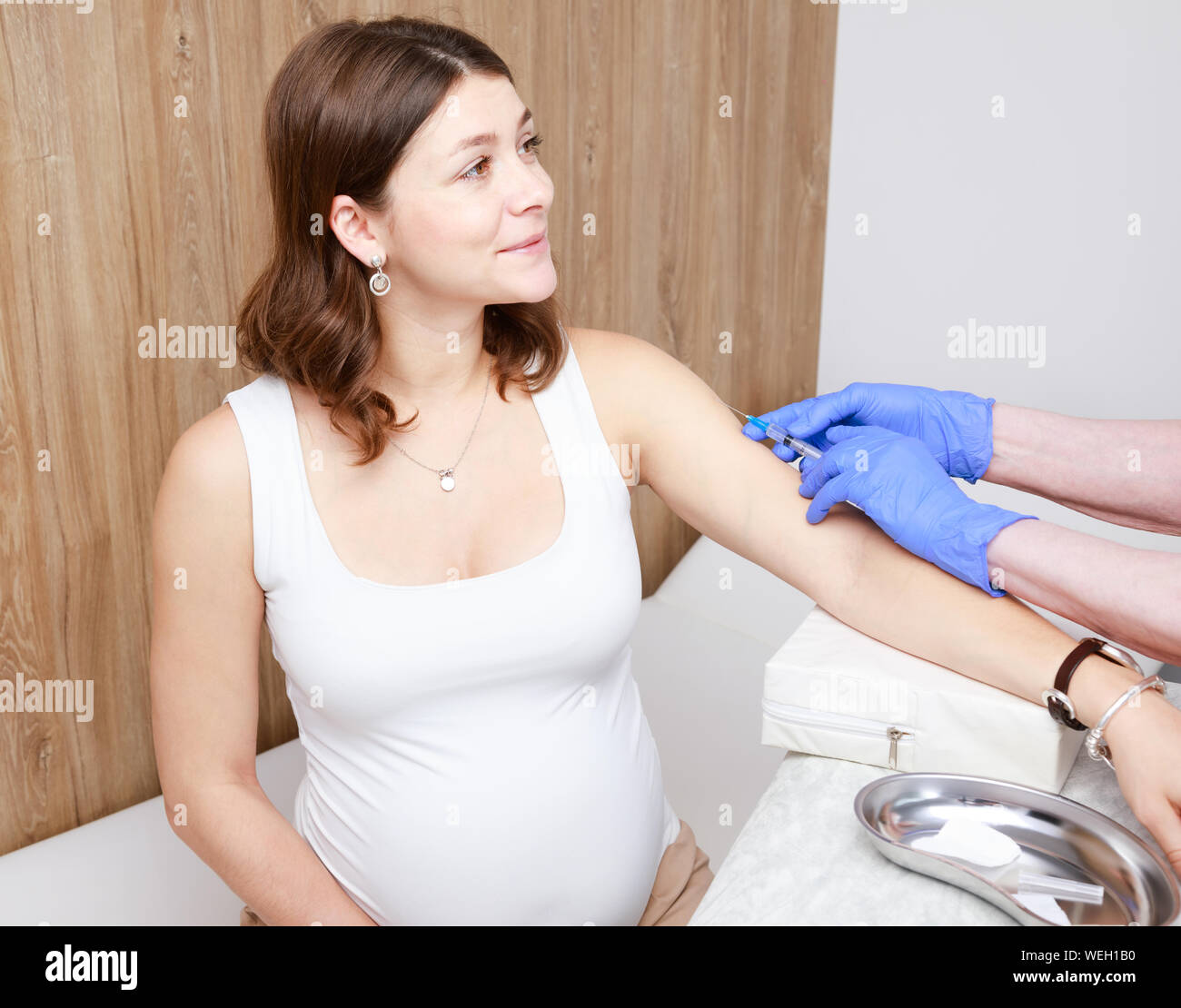 Vaccinating pregnant woman hires stock photography and images Alamy