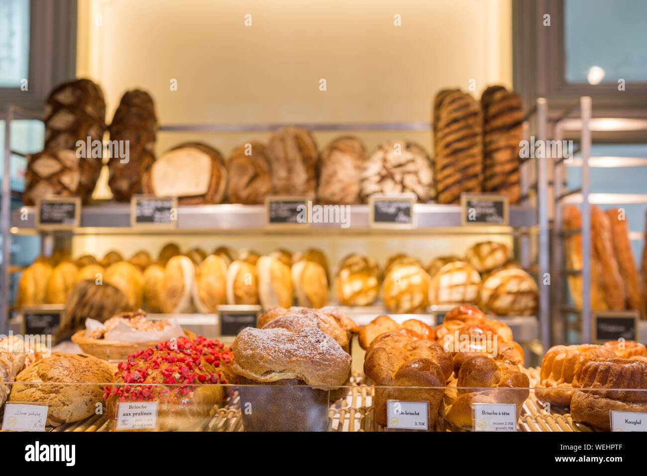 Bread in a bread shop in Paris, France Stock Photo Alamy