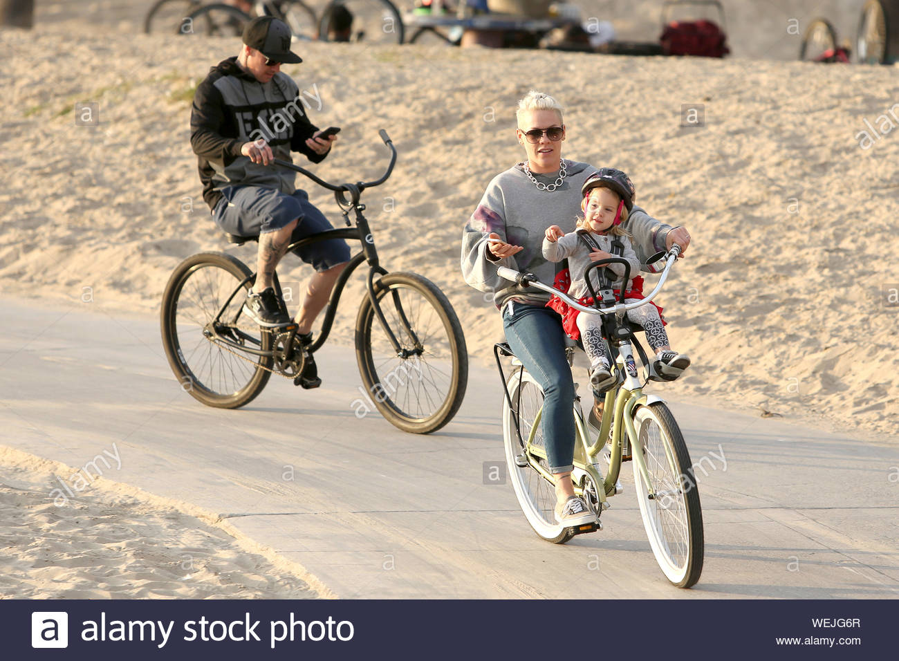 venice beach cruiser bike