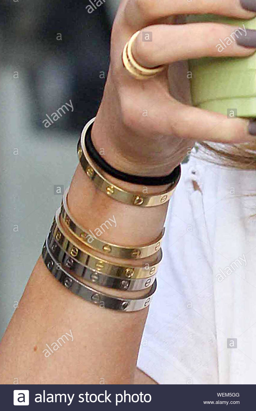 kardashian bracelets cartier