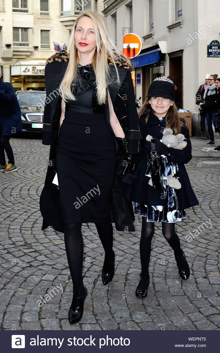 Paris, France - Part 2 - Melonie Hennessy and her daughter Savannah Hennessy  arrive at the Alexis Mabille Fashion Show during Paris Fashion Week  Womenswear Fall/Winter 2014-2015 at Hotel Salomon de Rothschild.