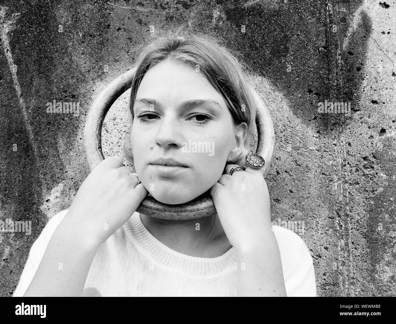 Ring around the neck Black and White Stock Photos & Images Alamy