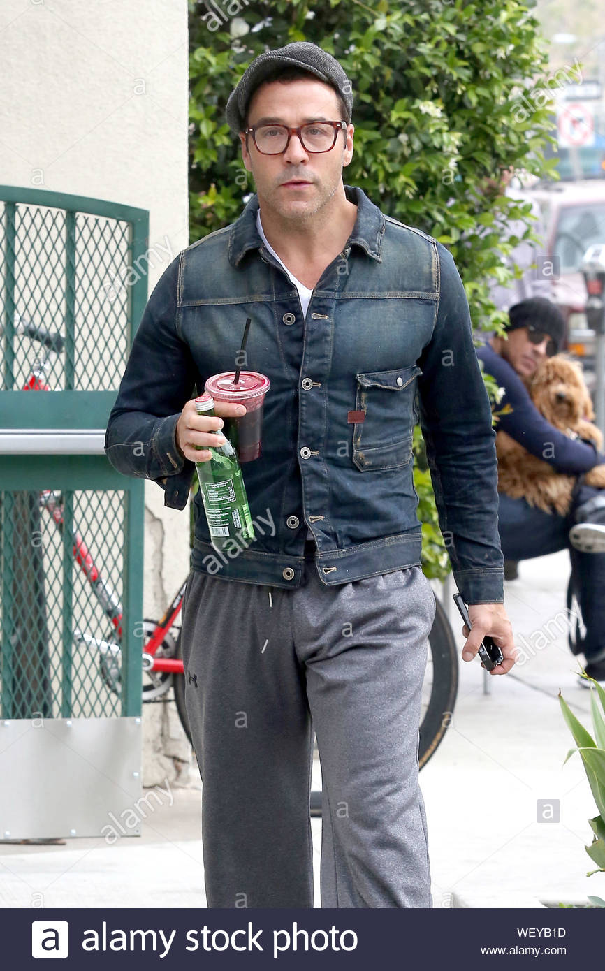 whole foods flip flops