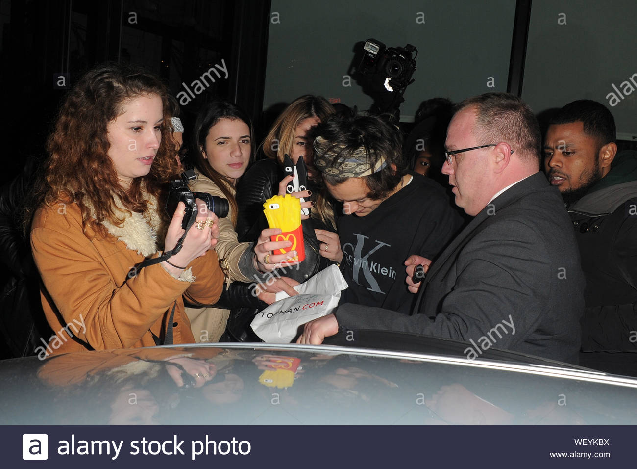 London Uk Harry Styles Attends One Direction S Hairstylist Lou