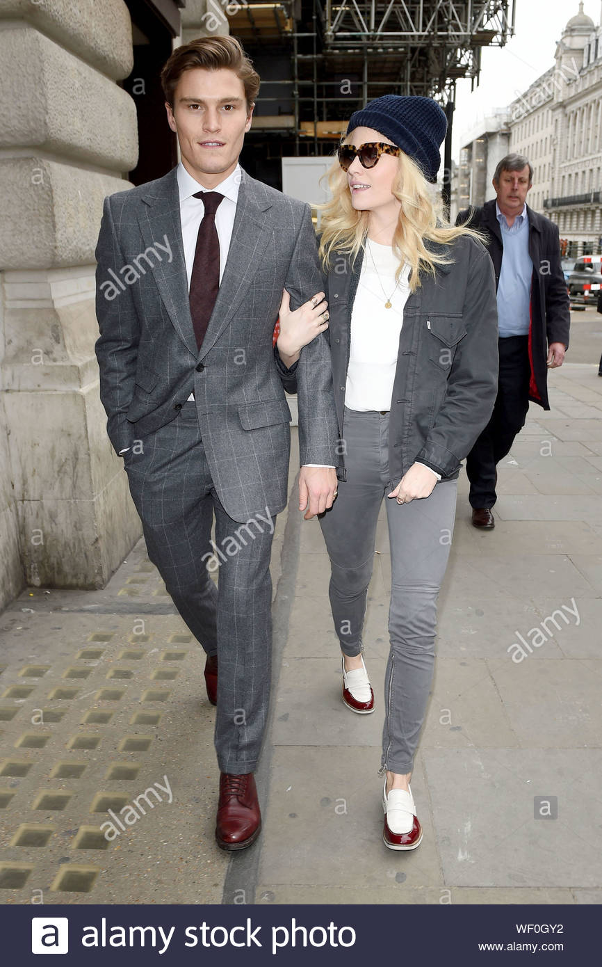 grey blazer white shirt black jeans