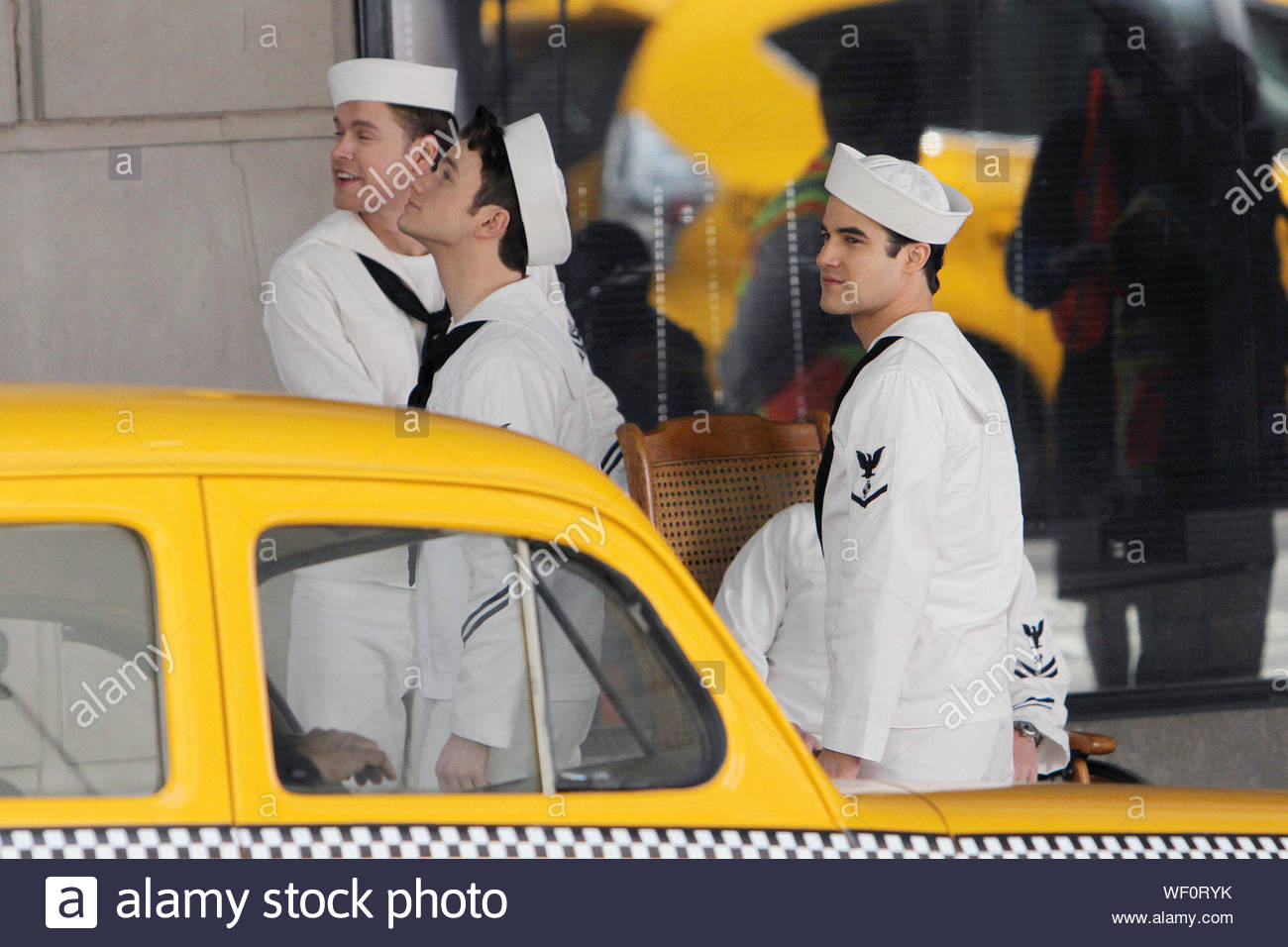 Los Angeles Ca Glee Stars Chris Colfer Kevin Mchale Darren