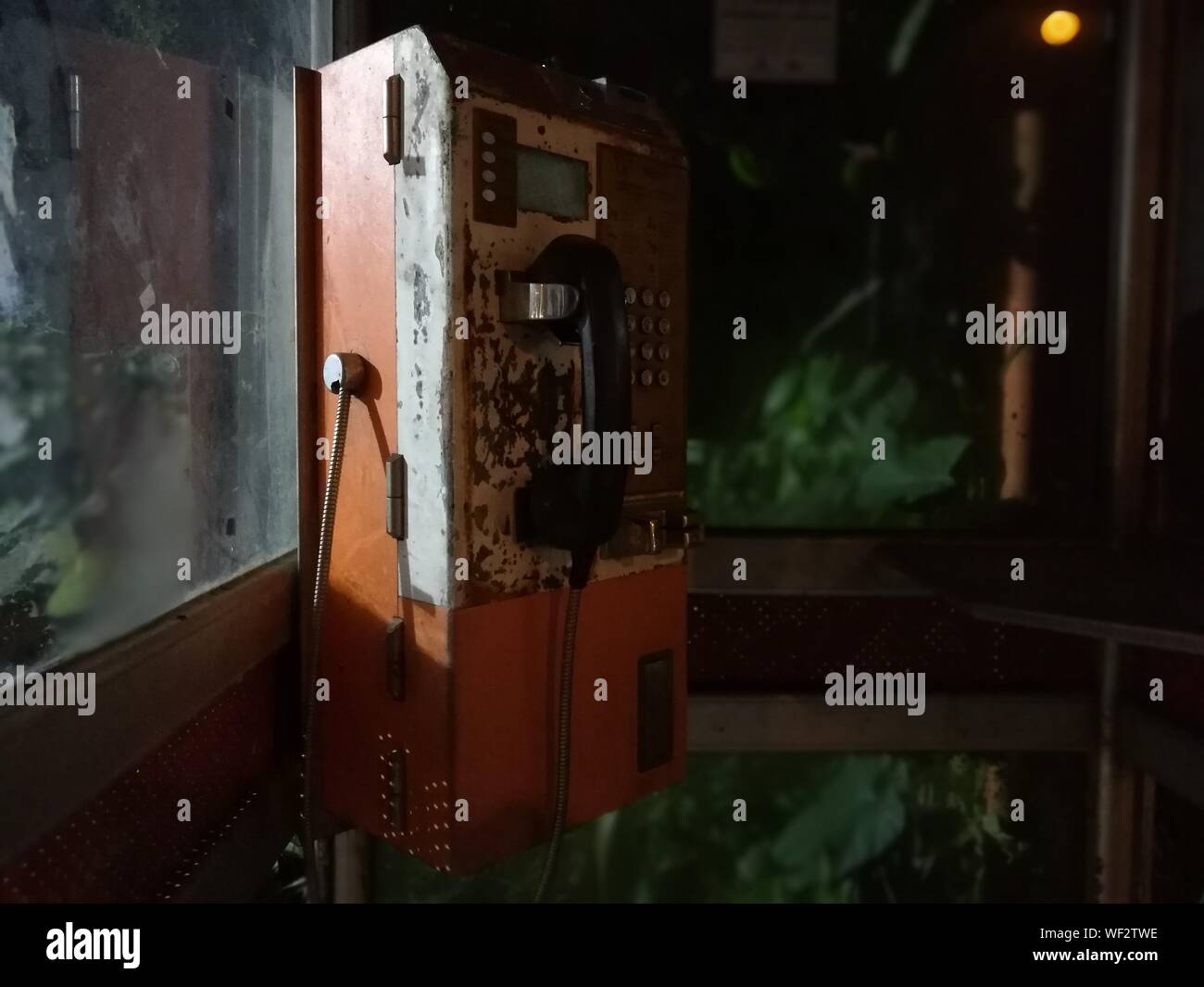 Abandoned phone booth hi-res stock photography and images - Alamy