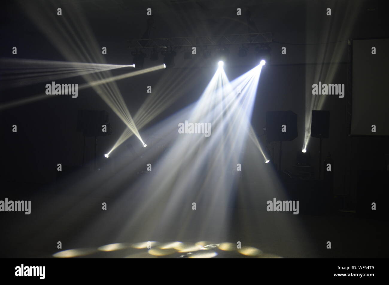 Projecting lights hi-res stock photography and images - Alamy