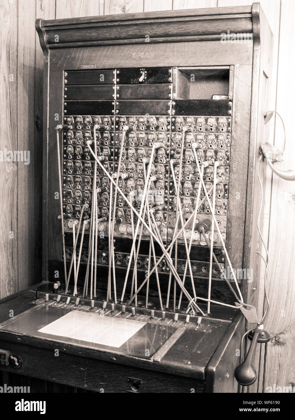 Old fashioned telephone switchboard hires stock photography and images