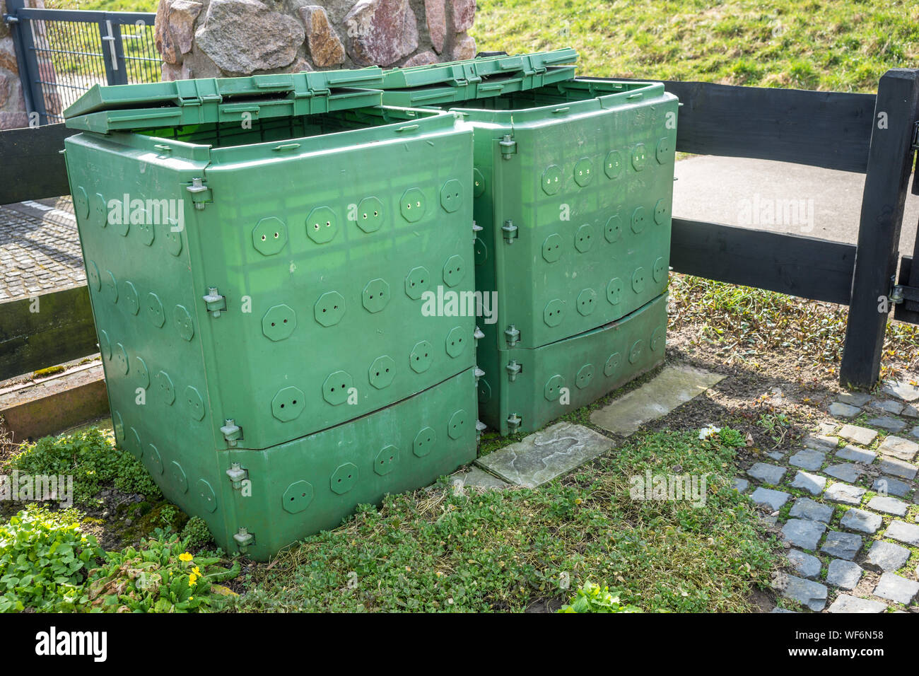 Recycling bins germany hires stock photography and images Alamy