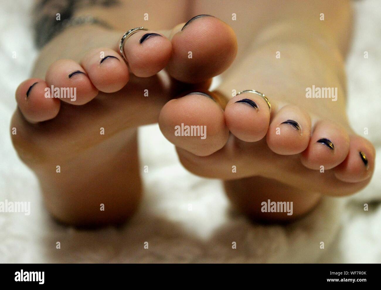 Toenails painting