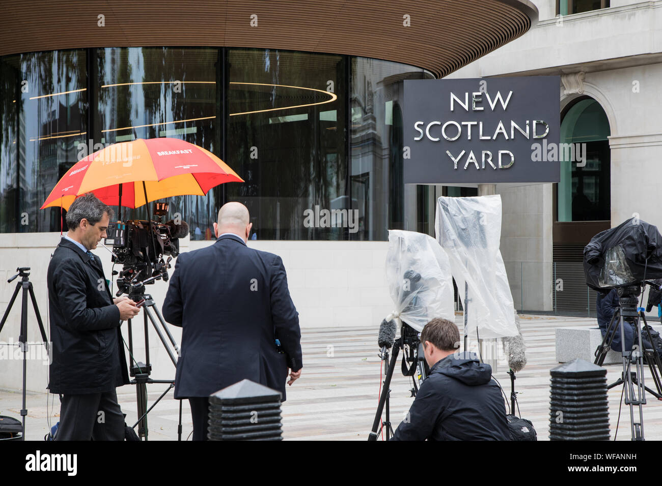 Reporters Microphones Hi res Stock Photography And Images Alamy Reporters Microphones Hi res Stock Photography And Images Alamy