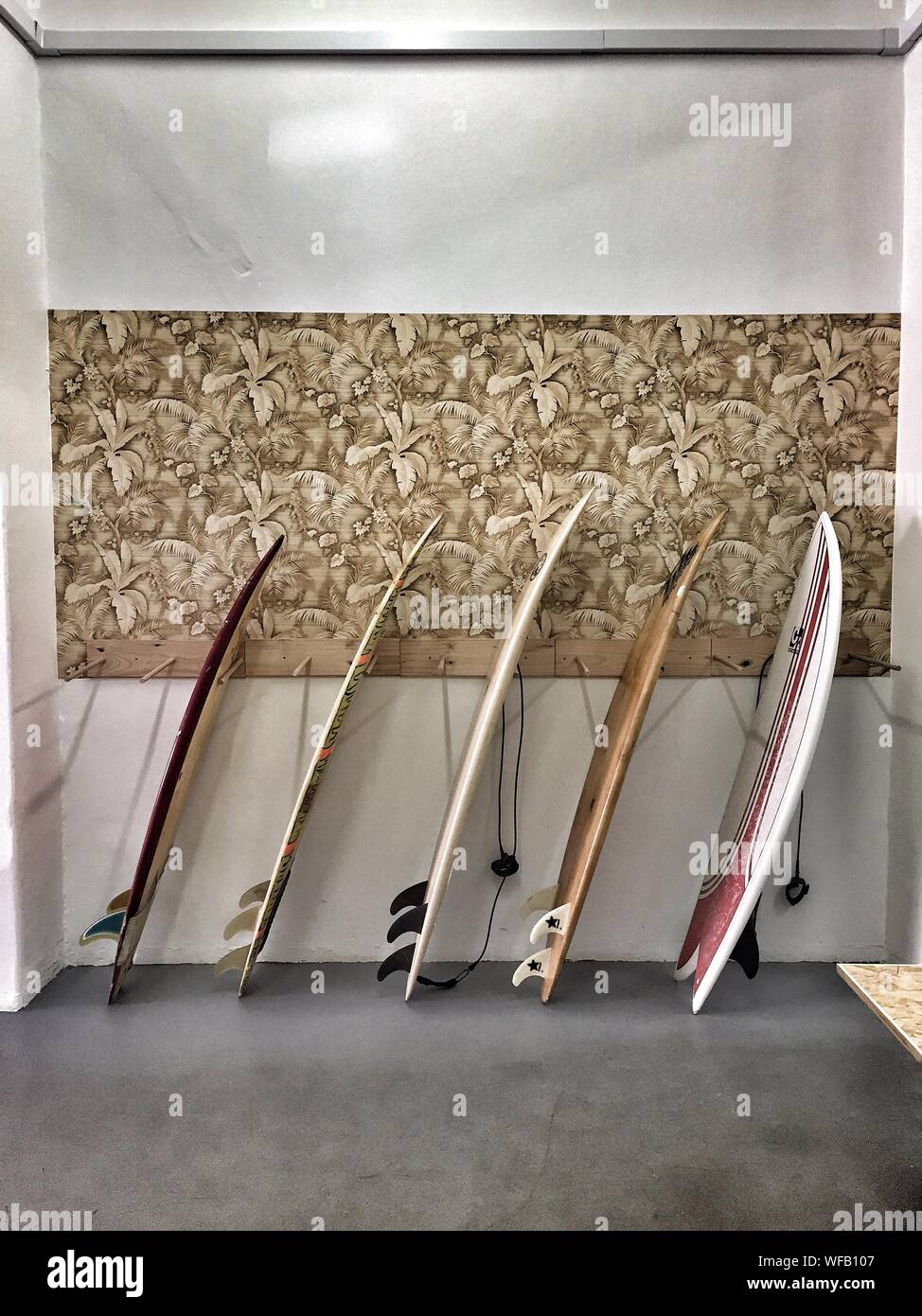 Display of surfboards hires stock photography and images Alamy