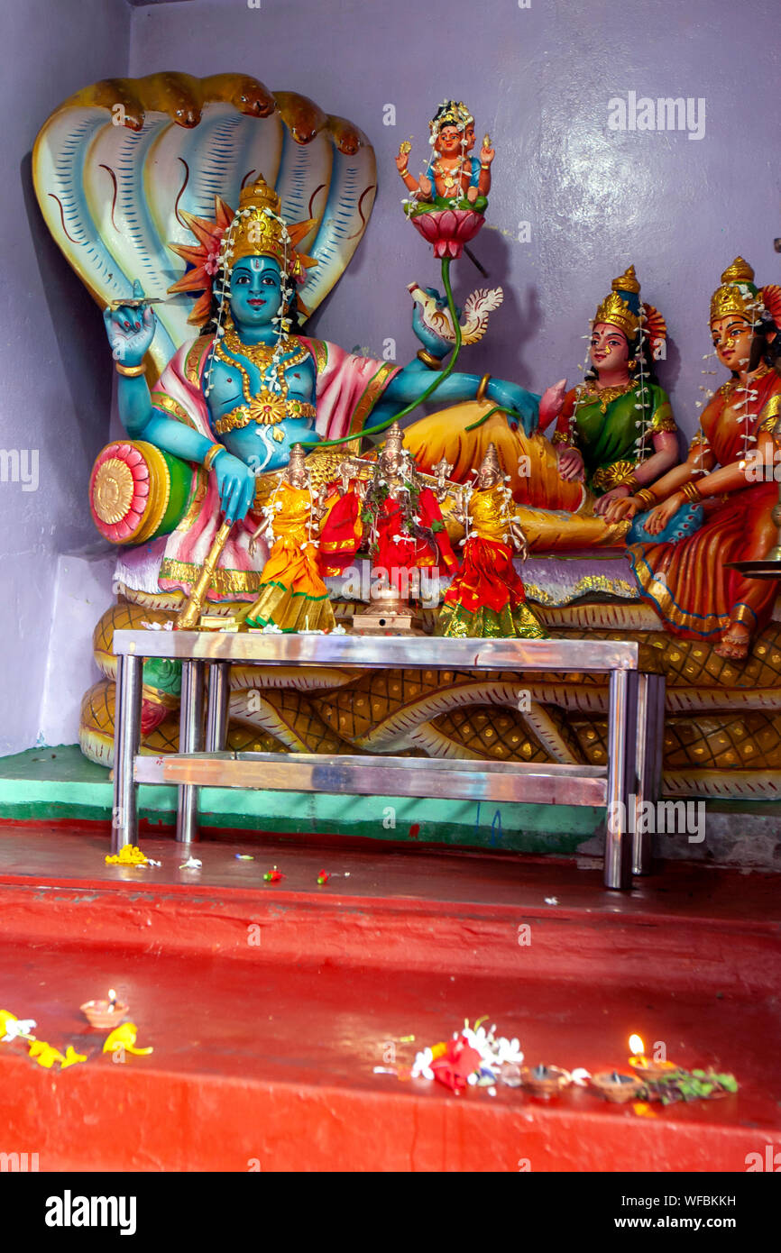 Sri devi, Poodevi with Sri Ranganathar inside Arulmihu Sri ...
