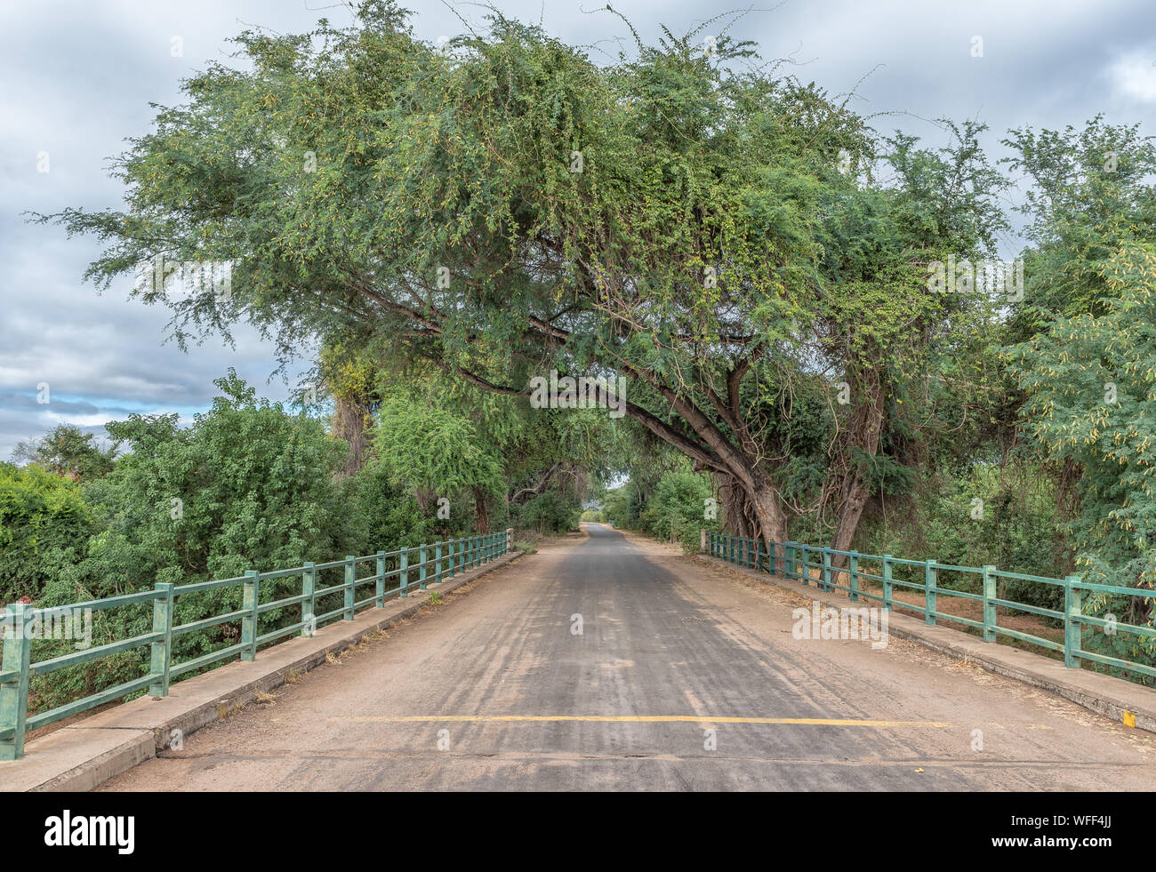 African road bridges hi-res stock photography and images - Alamy