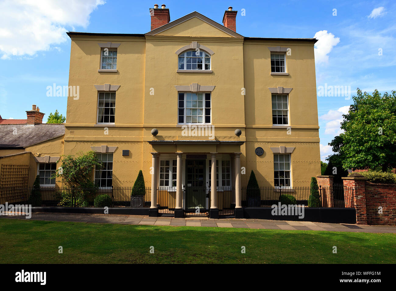 Burgage Manor (Lord Byron House), Burgage Green, Southwell, Nottingham