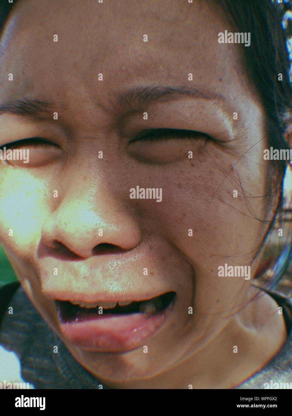 Indian women crying hi-res stock photography and images - Alamy