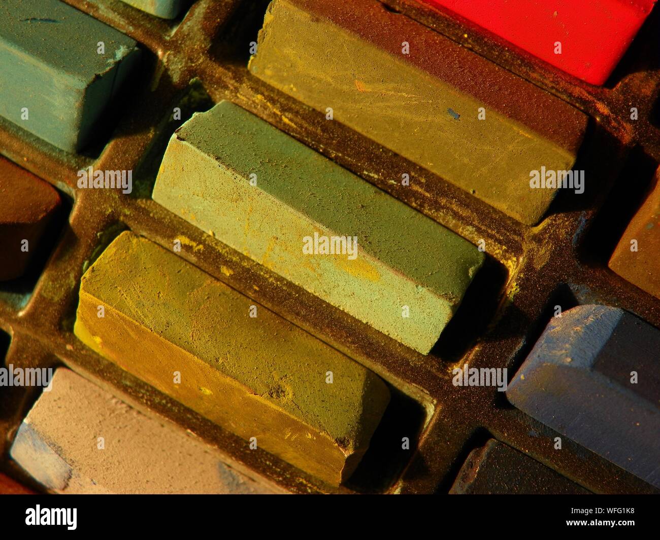 Oil pastels hi-res stock photography and images - Alamy