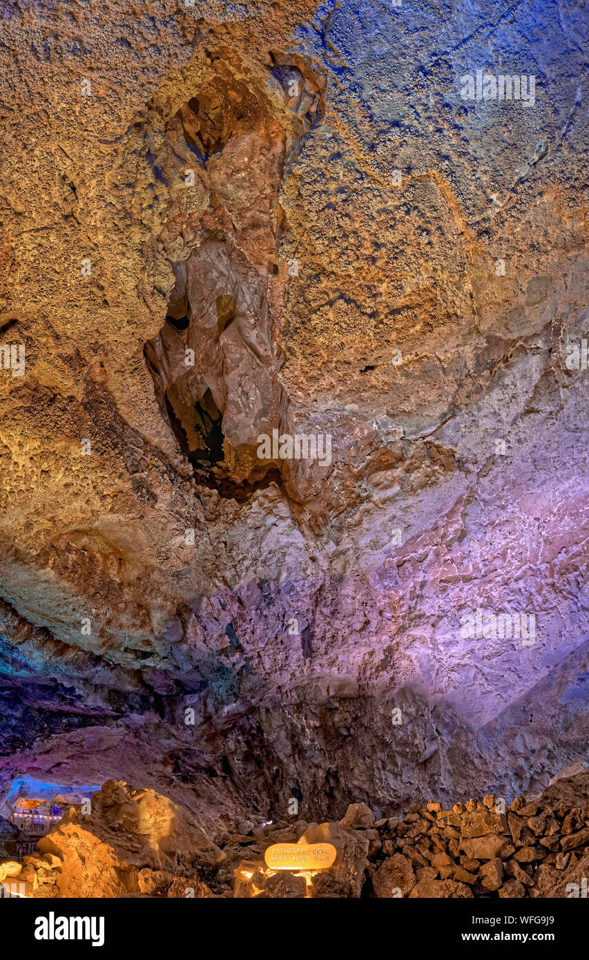 Cathedral dome inside Grand Canyon Caverns, Peach Springs, Mile Marker 115, Arizona, United States Stock Photo